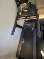 Hochwertiges Profi-Laufband von Technogym (NP ca.7500Fr)