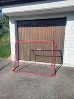 Unihockey Tor / Goal mit rotem Rahmen und Netz