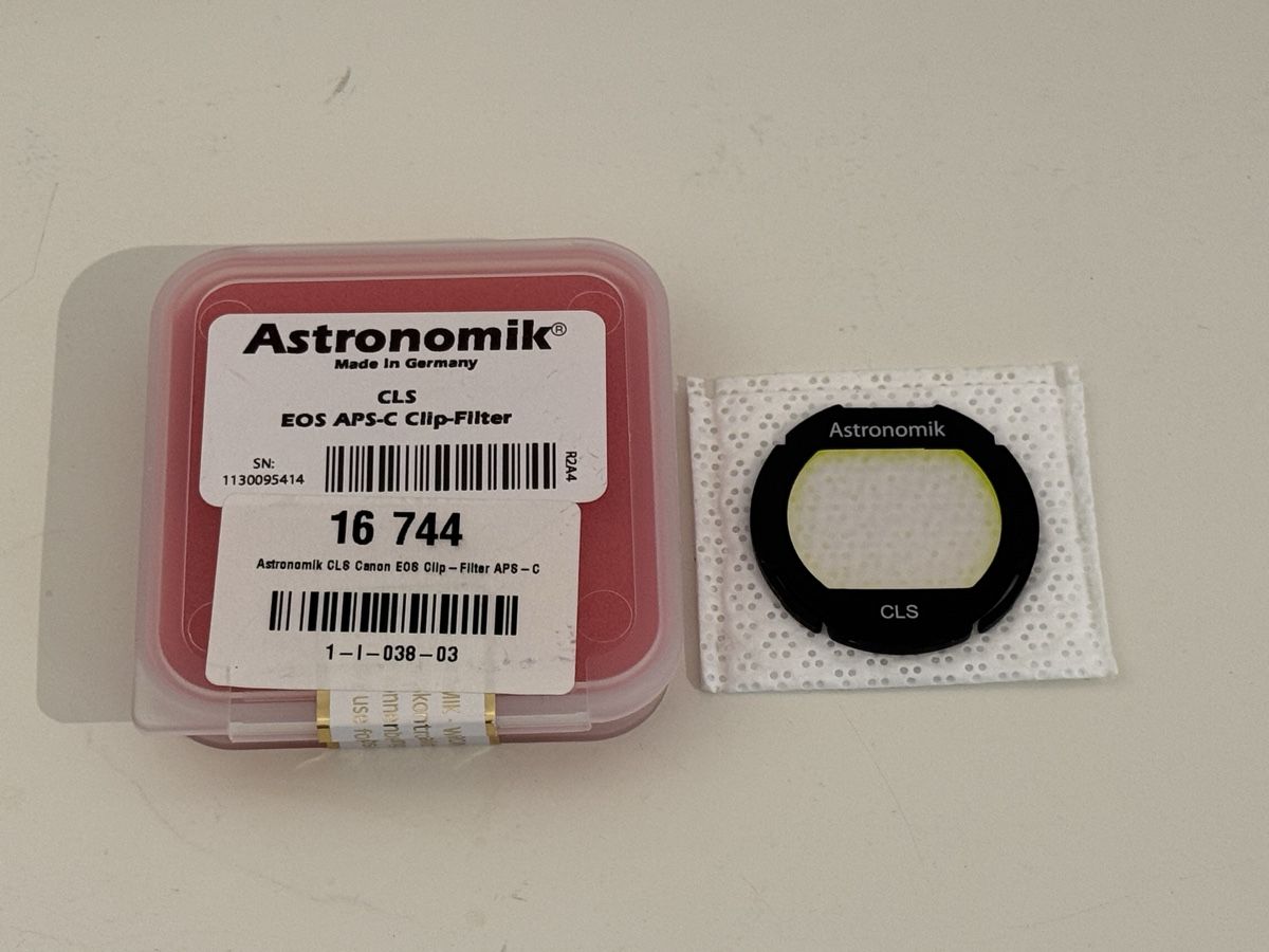Filtri: Astronomik CLS EOS APS-C Clip-Filter – Usato da Arlesheim venduto da Dilong