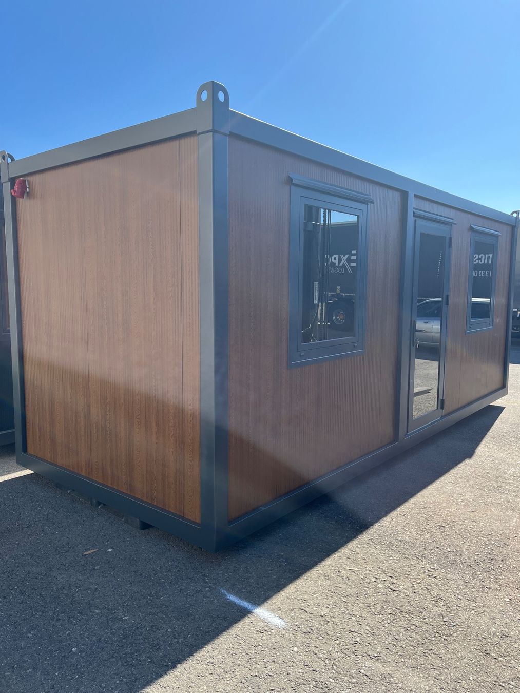 Baucontainer: Bürocontainer / Hofladen / Baucontainer 6m – Neu (gemäss Beschreibung) aus Oftringen von Britta