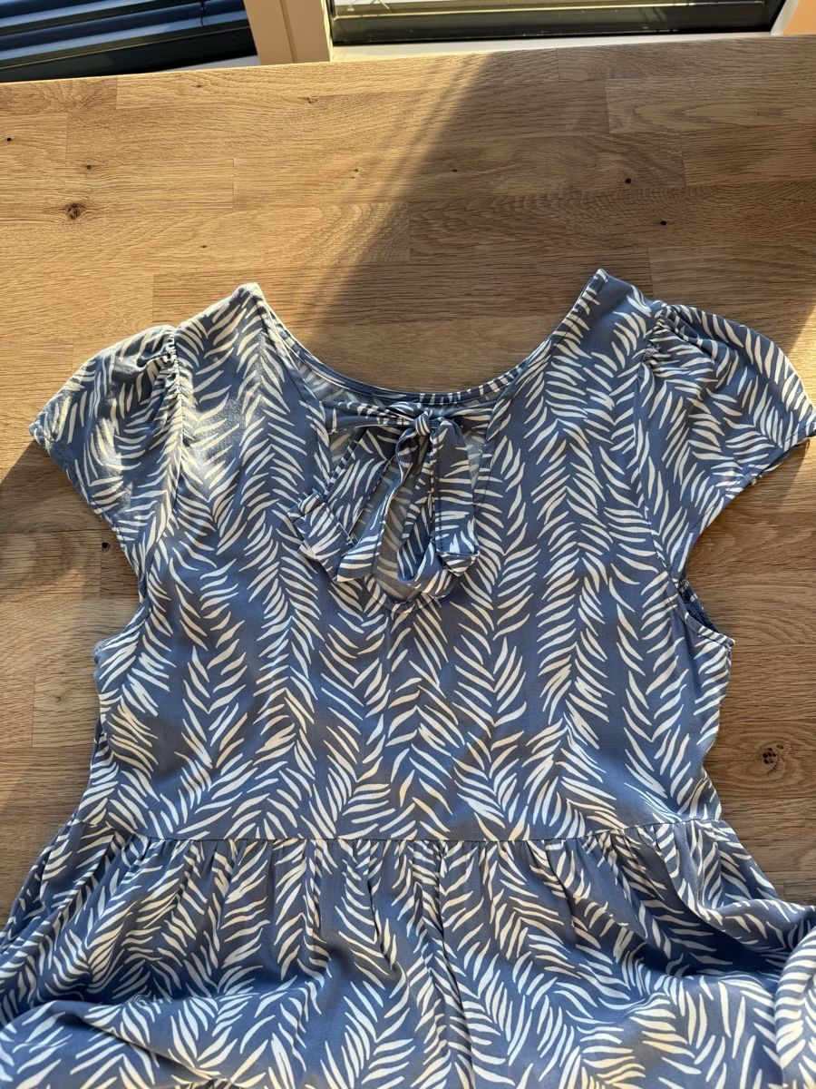 Vestiti: Luftiges Sommerkleid – Usato da Luzern venduto da nad_nf8f 1