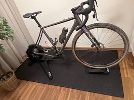 VELO Rollentrainer GARMIN (ohne Velo und Matte)