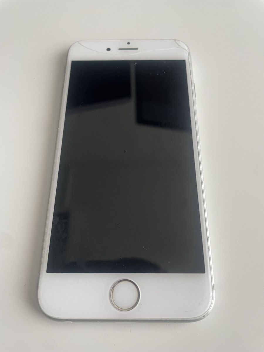 Apple Telefoni cellulari / Smartphones: iPhone 6s 16Gb – Usato da Zürich venduto da sbe_nk88
