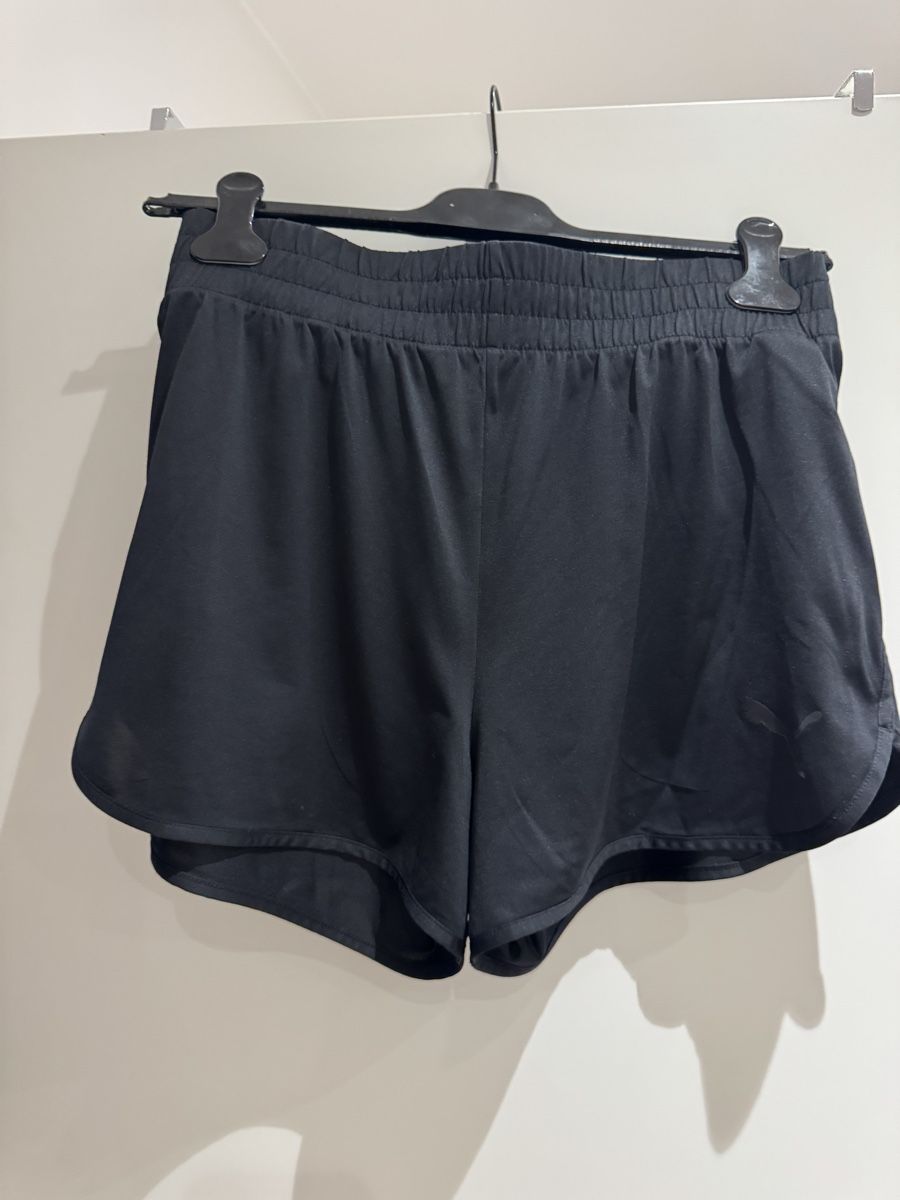 Puma Hosen: Puma Short – Gebraucht aus Kreuzlingen von eli_qm8d