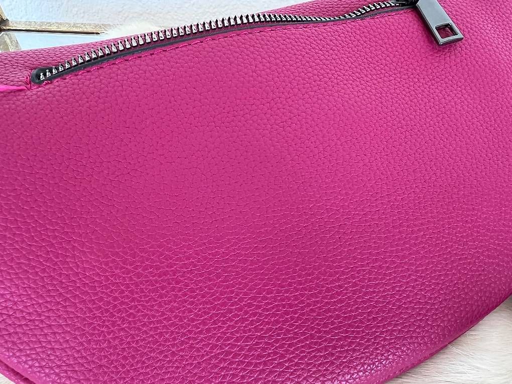Borse da donna: Umhängetasche dunkelrosa Neu – Usato da Rehetobel venduto da Saentis111 2