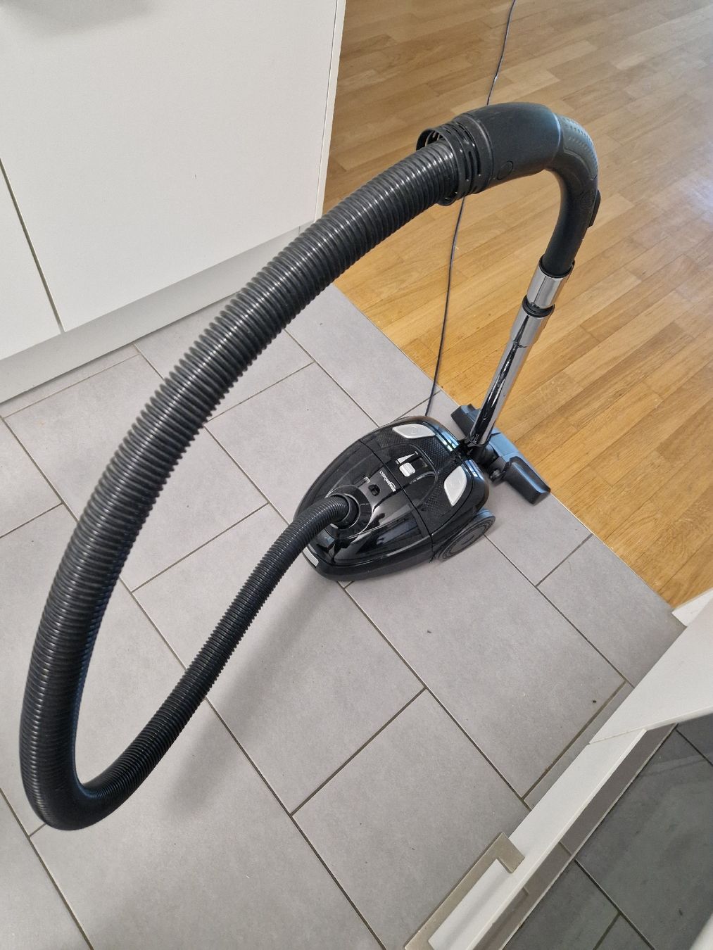 Aspirapolveri & Accessori: Staubsauger AmazonBasics – Usato da Binningen venduto da tob_p2fn 1