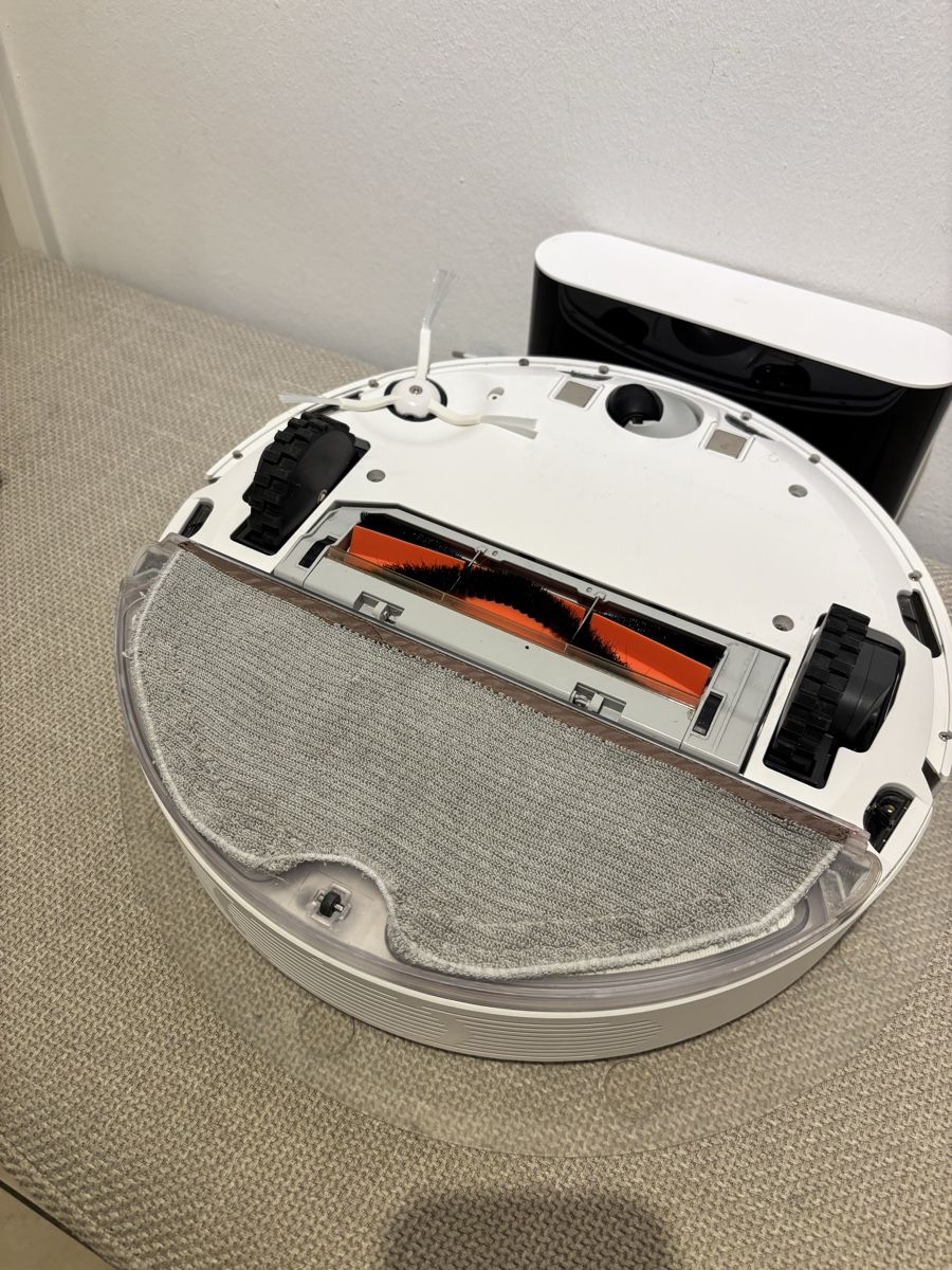 Roborock Aspirapolveri & Accessori: Roborock S6 Staubsauger + Wischer weiss – Usato da Bottmingen venduto da ana_5hrv 5