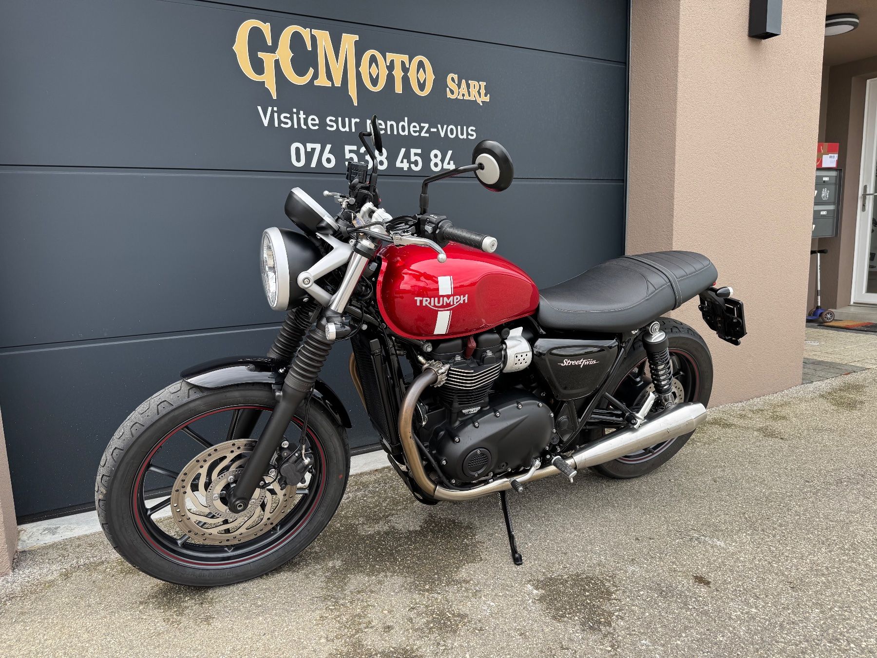 Triumph Strada: Triumph Street Twin 900 – Usato da Echallens venduto da HD90 4