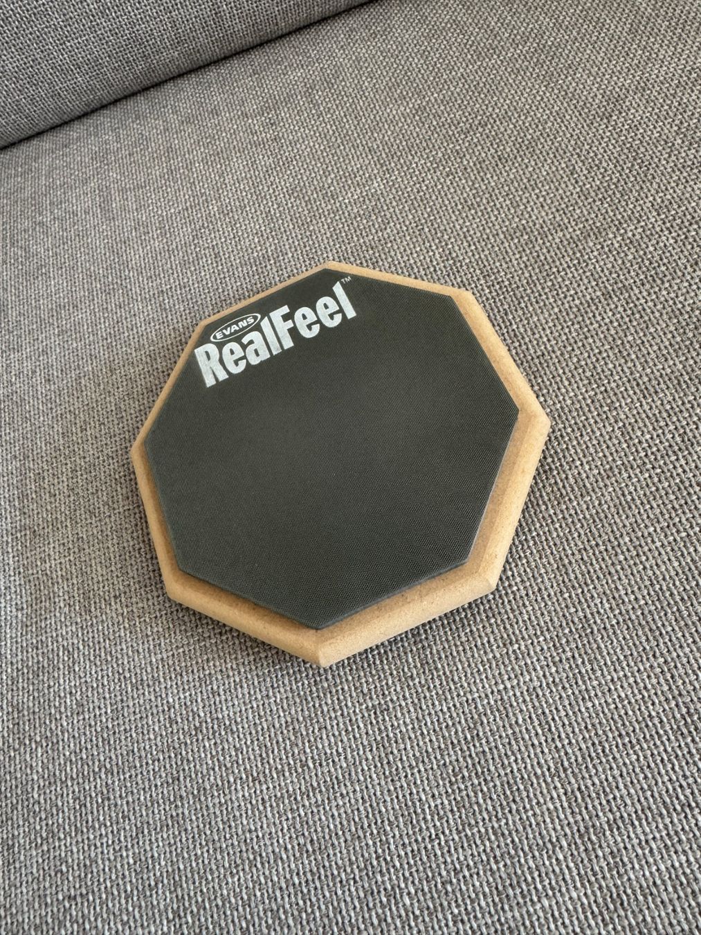 Evans Musikinstrumente: Evans RealFeel RF6D – Double-Sided Practice Pad, unbenutzt – Neu (gemäss Beschreibung) aus Zürich von msinka 2