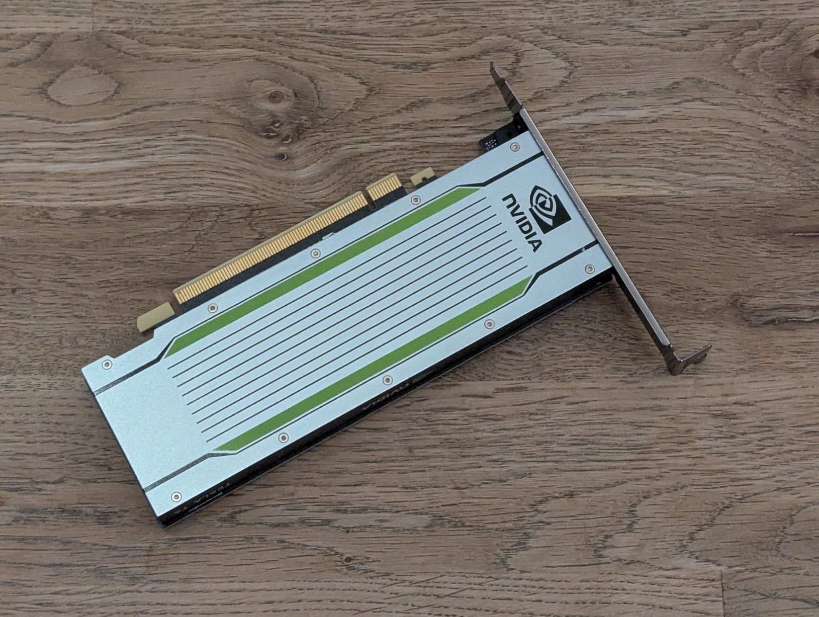 Nvidia Grafikkarten: NVIDIA Tesla T4 – Gebraucht aus Niederwangen BE von EByte 1