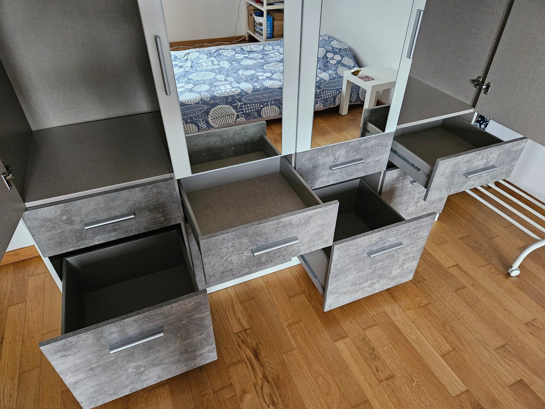 Conforama Schränke: Abgebauter Kleiderschrank, Winterthur – Gebraucht aus Winterthur von Vorduba 3