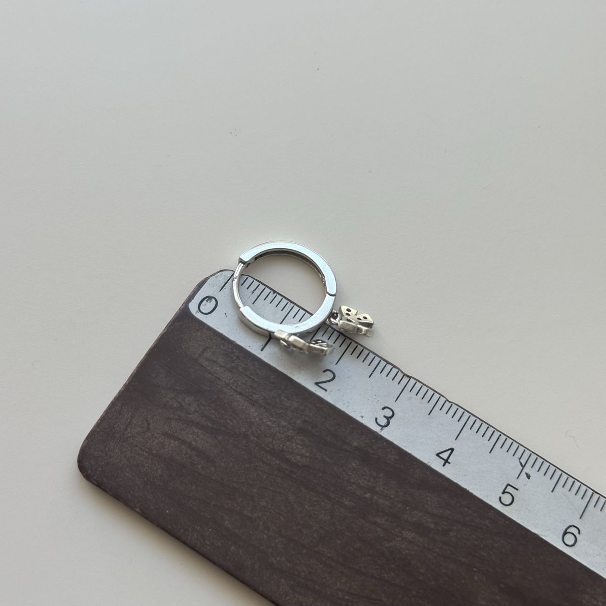 Ohrringe & -stecker: Silber 925 Schleife Kreolen Ohrringe – Neu (gemäss Beschreibung) aus Givisiez von dor_xb9k 3