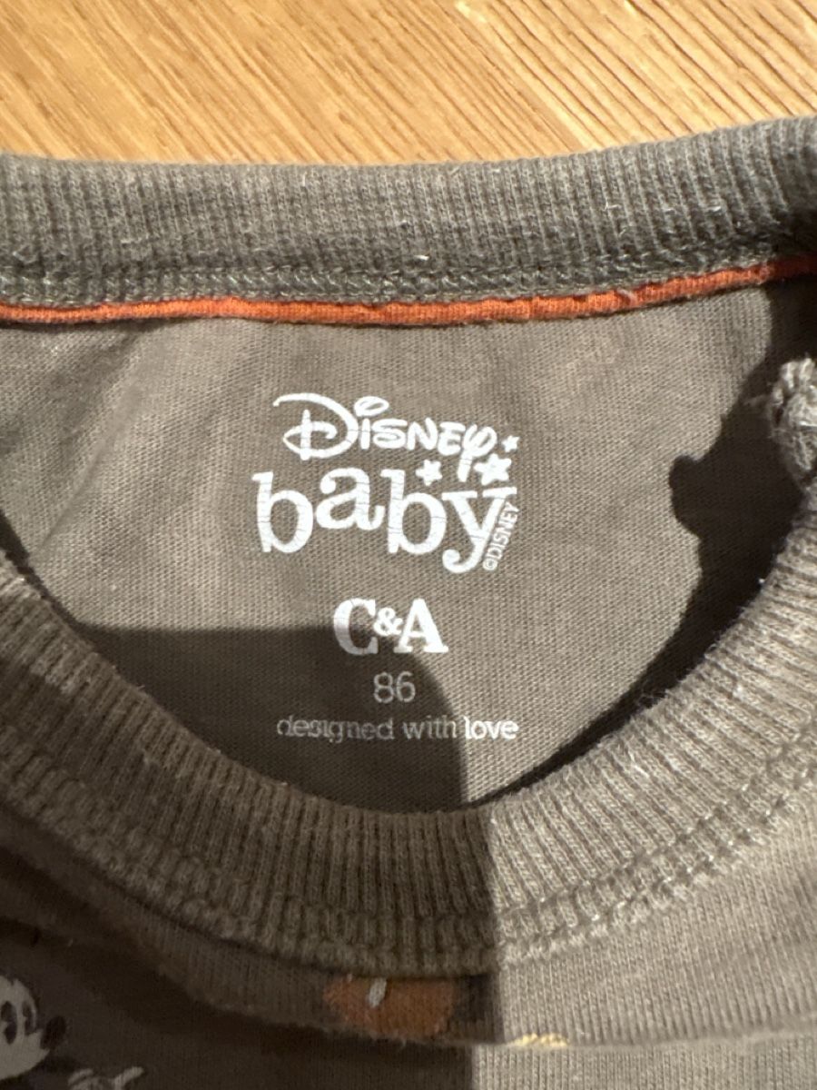 C&A Lotti & Set di vestiti: Jungen Oberteil mit Shorts 86 – Usato da Birrhard venduto da kristiii 1