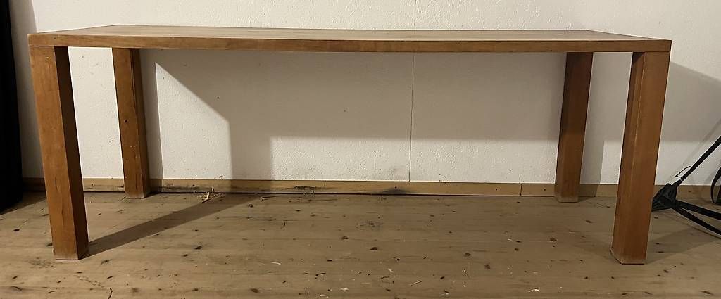Tische: Massiver Holztisch – Gebraucht aus Zürich von Sellorbuy 1