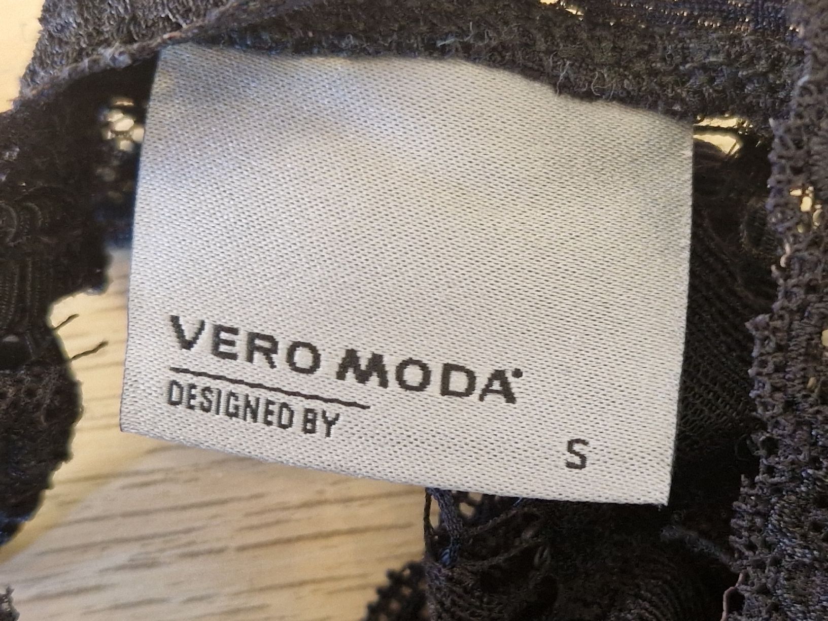 Vero Moda Kleider: Vero Moda Black Dress – Neu (gemäss Beschreibung) aus Wettingen von mor_76q7 6