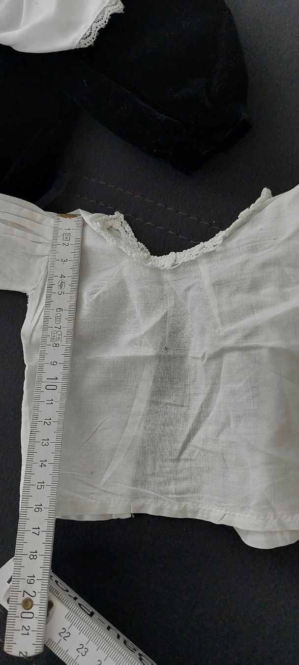 Poupées: puppenkleider  – D'occasion à Muri AG par nindo1 5