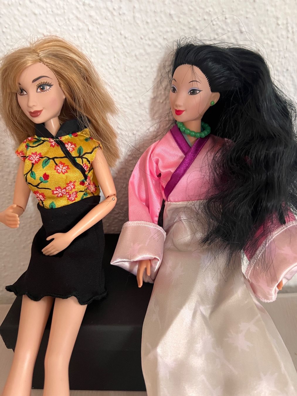 Bambole: Barbie, 2 Stück,  aus den 90er! – Usato da Rothrist venduto da Digibobi 1