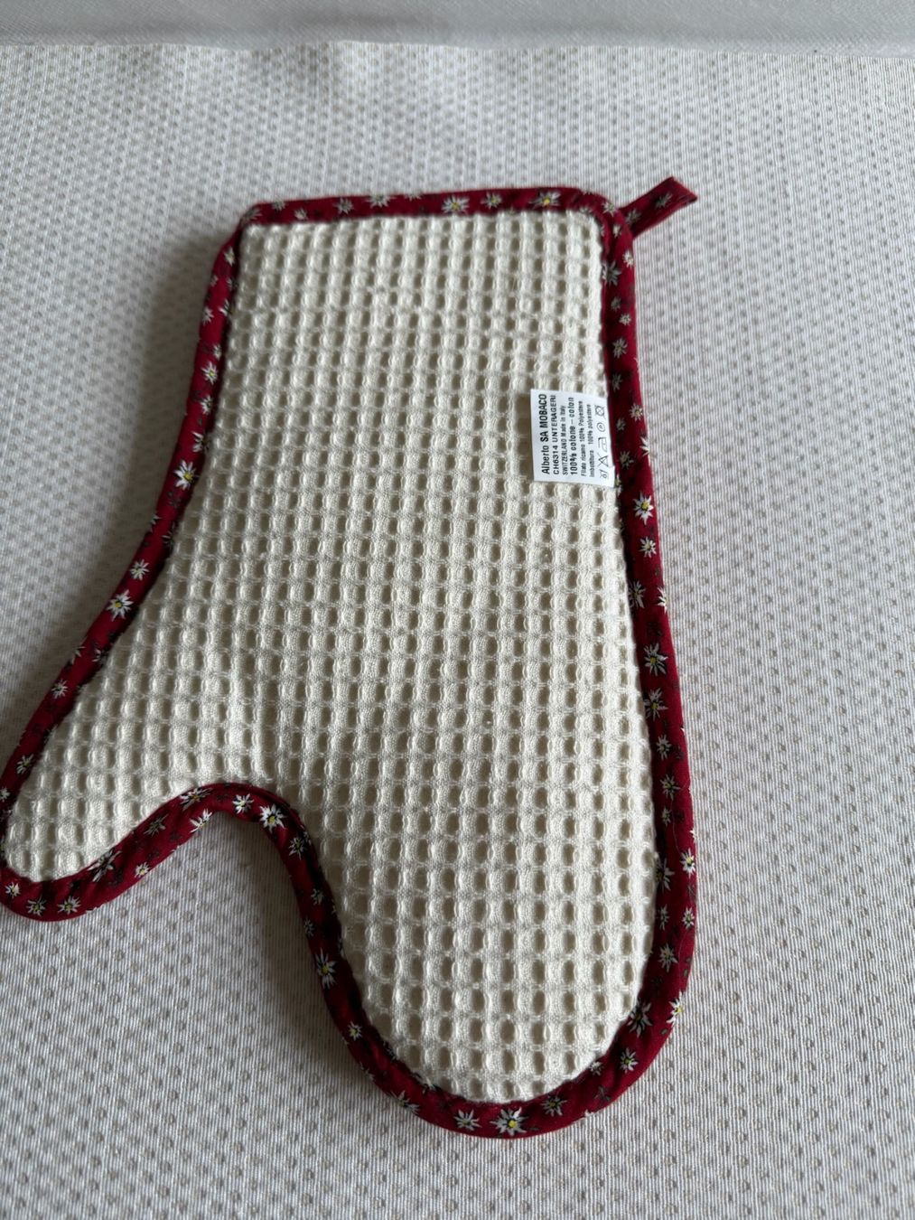 Guanti & manicotti: Gant pour le four – Usato da Sion venduto da accroshoes 2