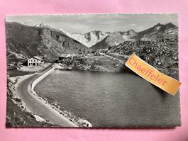 Grimsel-Passhöhe. Rest. Grimselblick mit Totensee und