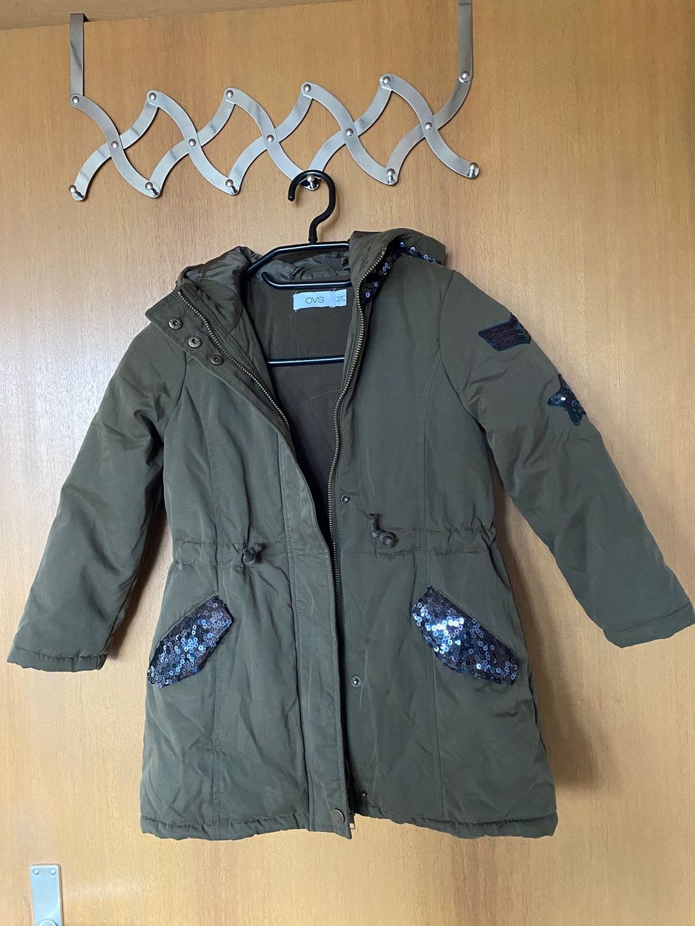 Giacche & Cappotti: Winterjacke Kinder EUR 116 – Nuovo (secondo la descrizione) da Kleinandelfingen venduto da lau_10