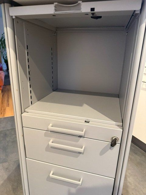Lista Korpus: Lista Tembea Korpus / Büro-Caddy / Rollcontainer – Gebraucht aus Berg TG von Chnoepfli7 5