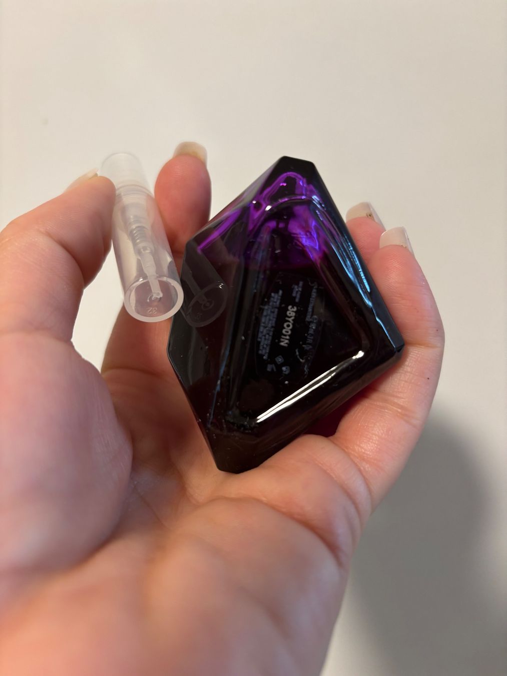 Mugler Parfum & Eau de Toilette: Mugler Alien Extraintense EDP Duftprobe 2ML – Gebraucht aus Zürich von deruja 1