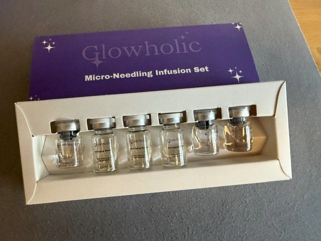 Cura del viso: Glowholic Micro-Needling Infusion Set + Vitamin Serum – Nuovo e nell'imballaggio originale da Riedt b. Erlen venduto da Malaika57 1