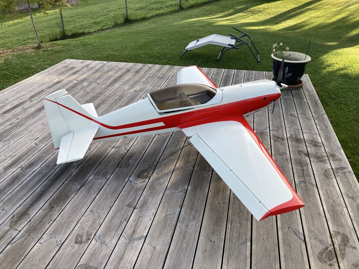Modellismo RC: Extra 300L – Usato da Alterswil FR venduto da Pjoy 2