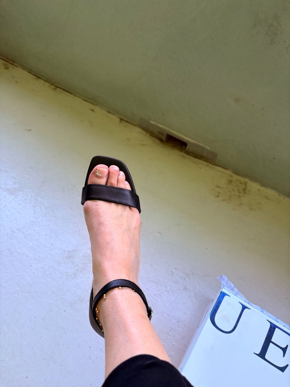 Guess Chaussures femmes: Guess Sandalen Grösse 39 – Neuf avec emballage d'origine à Basel par Lady_591-184_ 3