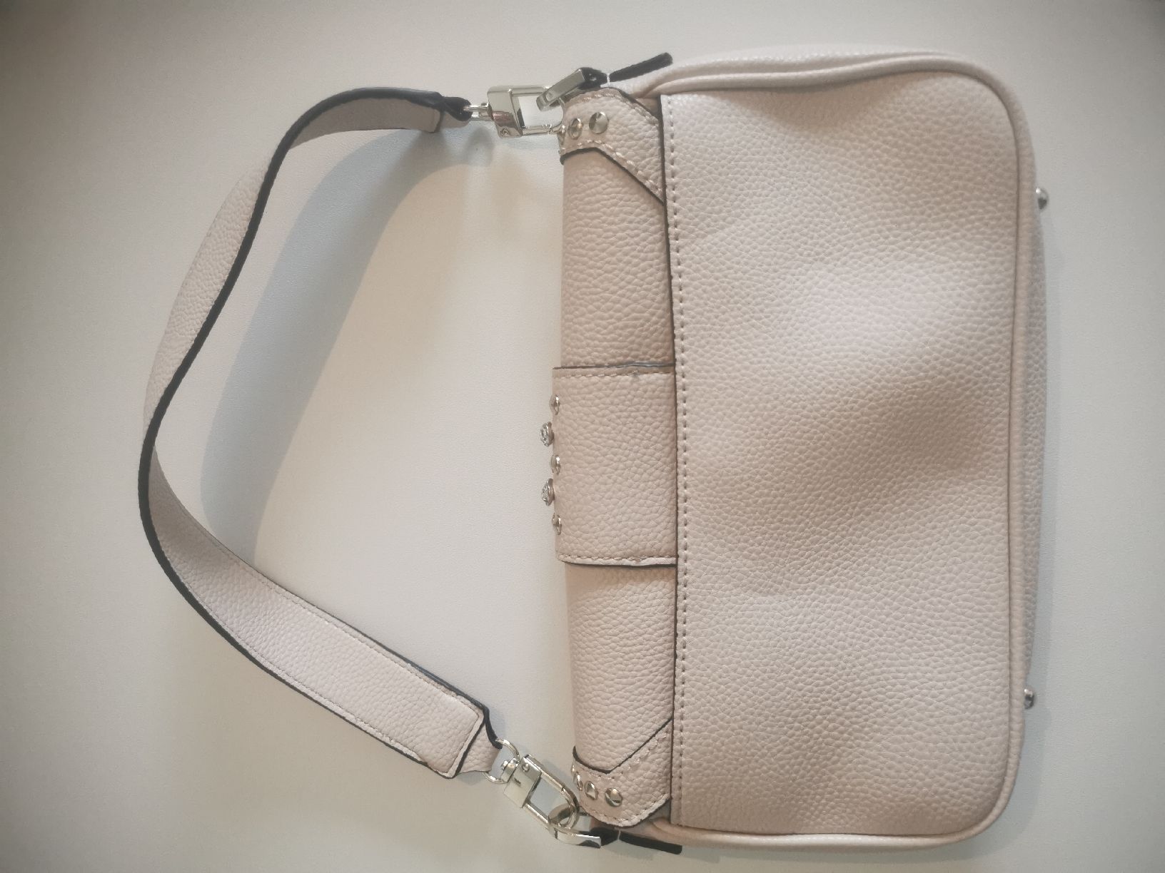 Borse da donna: Guess Tasche – Nuovo (secondo la descrizione) da Zürich venduto da ssi_6pt7 1