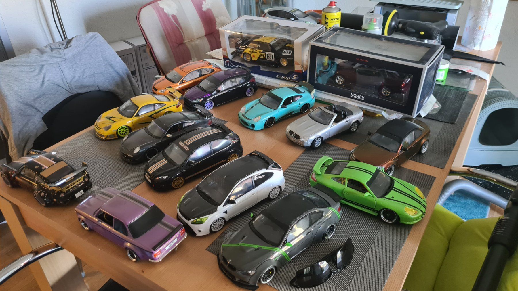 Modellini d'auto: Modellautos Sammlung Konvolut div. Marken und Modelle – Usato da Ittigen venduto da ROCKY1964