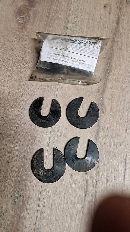Autres accessoires p. véhicule: Subframe Locking Collars Inserts Nissan 200sx S13 – D'occasion à Heimenschwand par s20 1