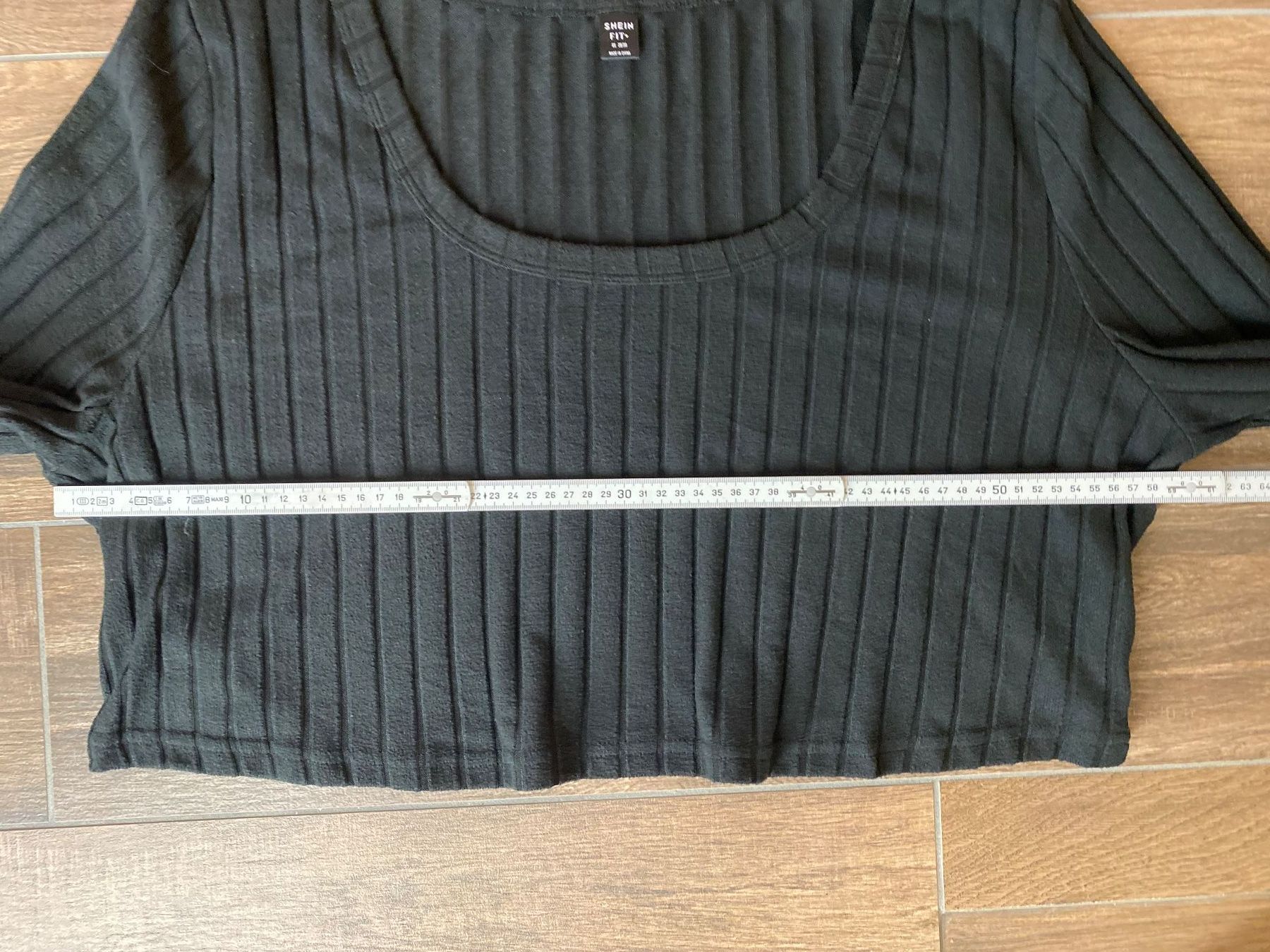 Shein Maglioni & Felpe: Oberteil Pullover kurz schwarz Gr. 56 – Usato da Pratteln venduto da a23_j2gs 5