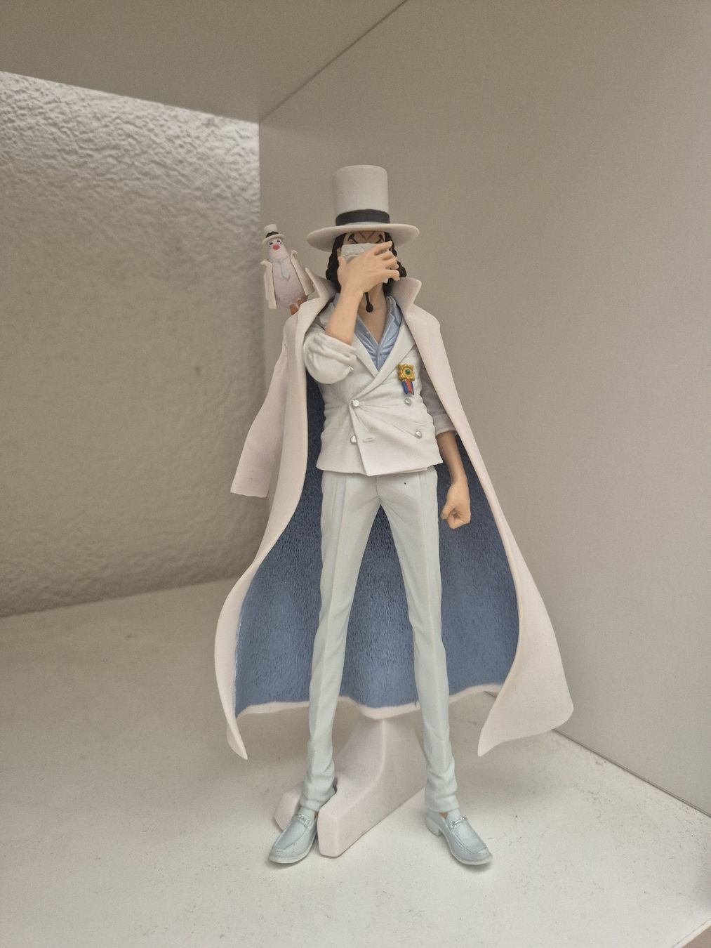 Giocattoli: figurine One Piece Rob Lucci – Usato da Réchy venduto da Sebastien.Zambaz
