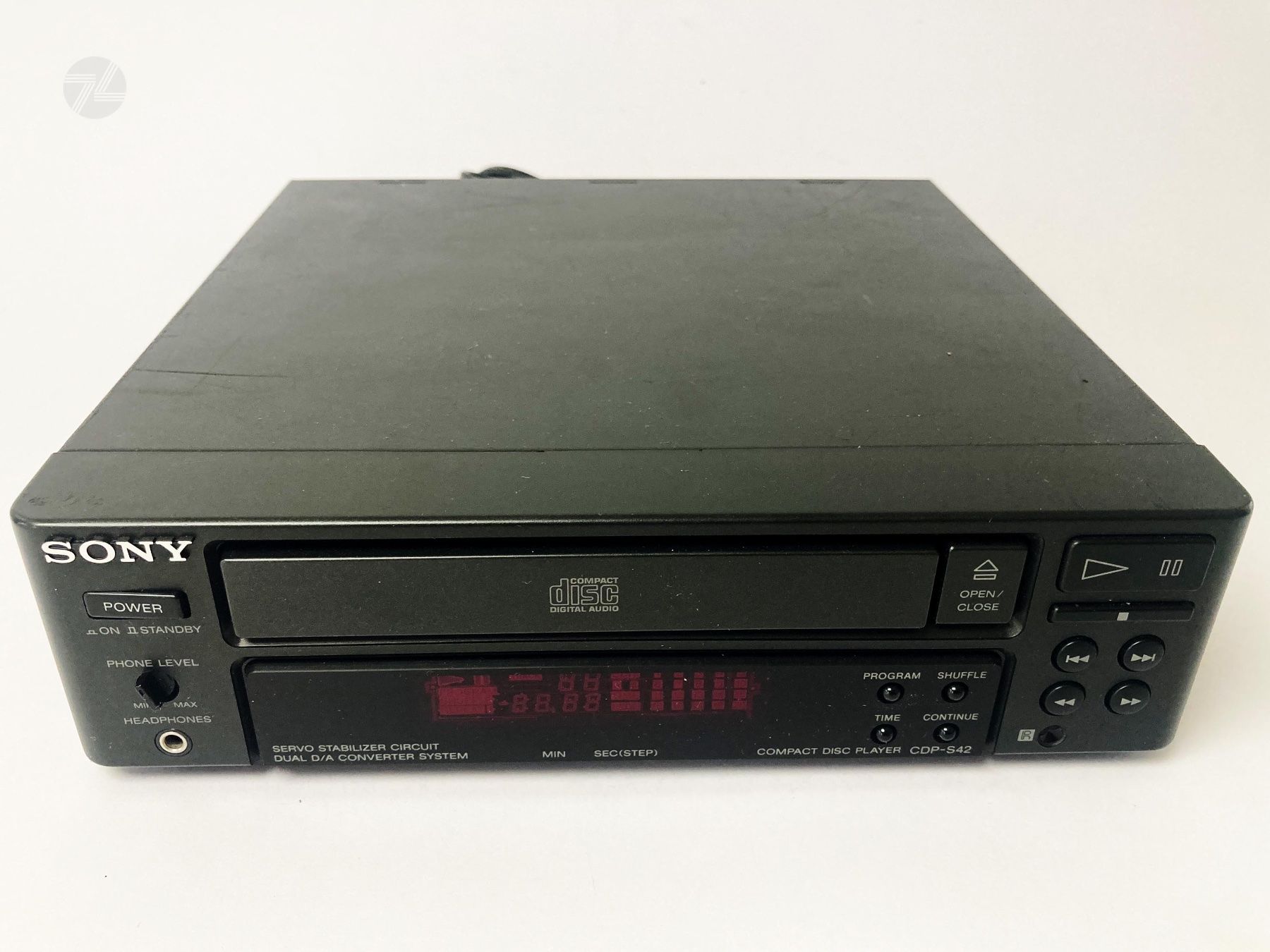 Sony Systèmes audio & multimédias: Sony CDP-S42 CD Player Micro S System – D'occasion à Wetzikon ZH par cyan74