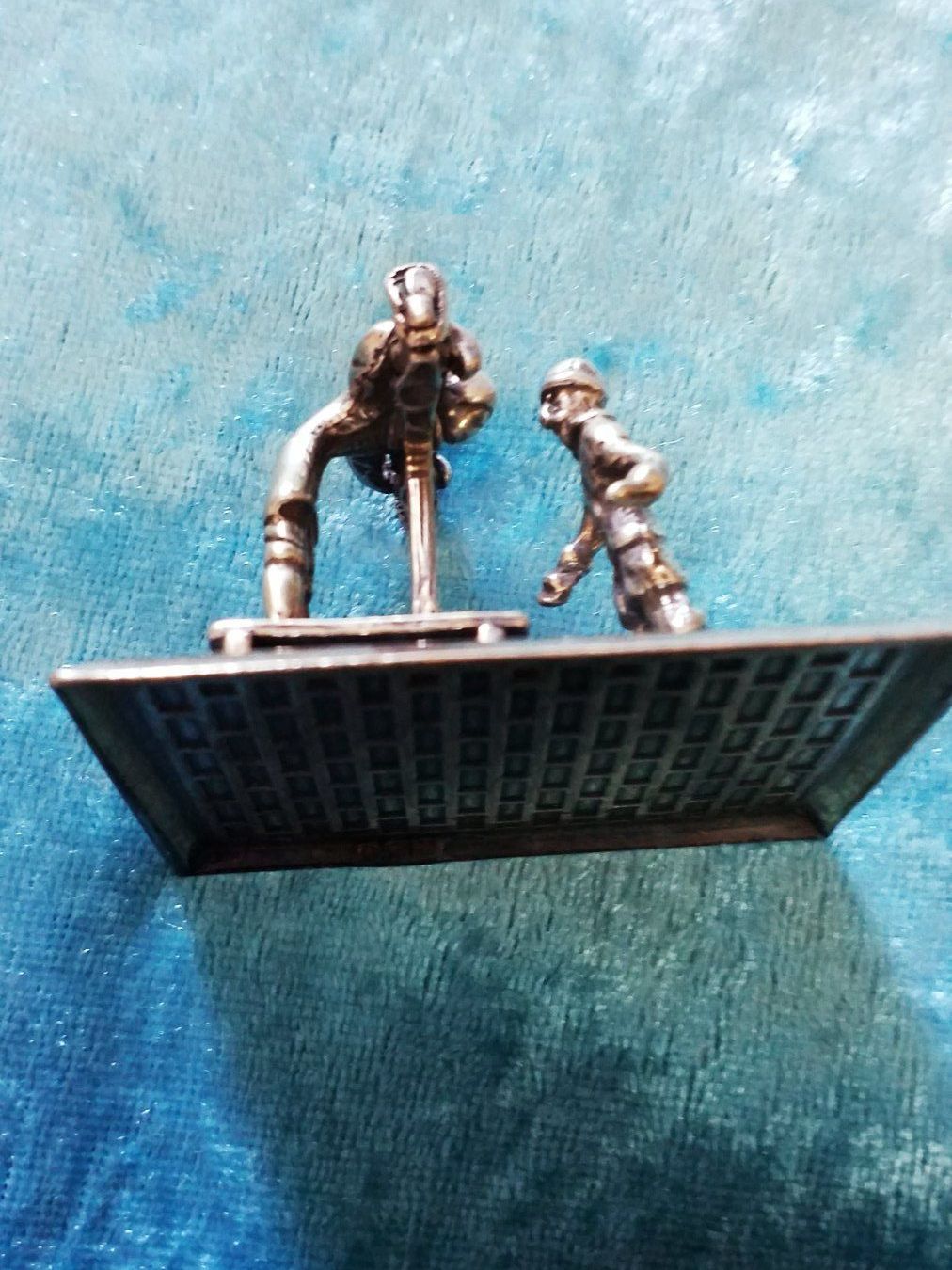 Statuette: Silberminiatur "Mann am Pranger mit Spötter", antik – Usato da Gordola venduto da ale_5wbc 6