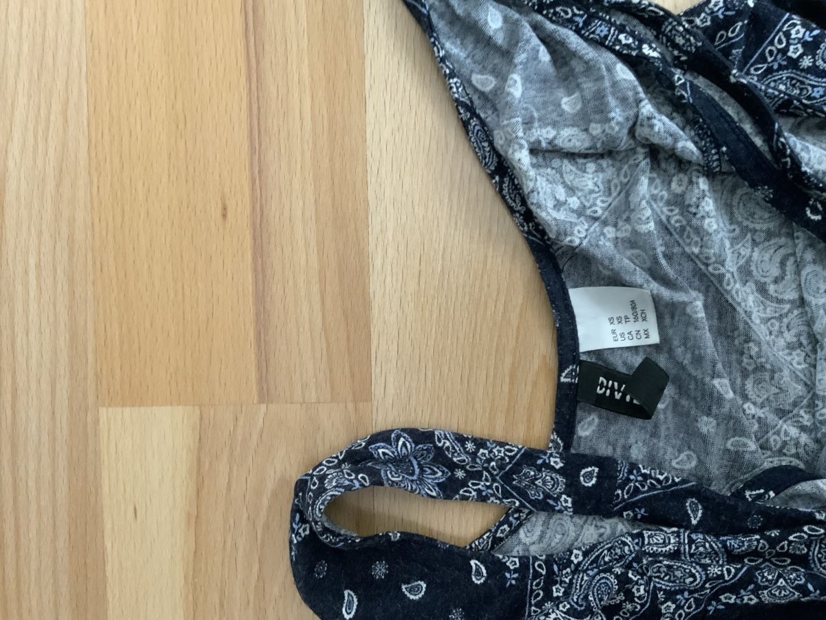 Tute: Sommer Jumpsuit – Usato da Bettlach venduto da valishop 1
