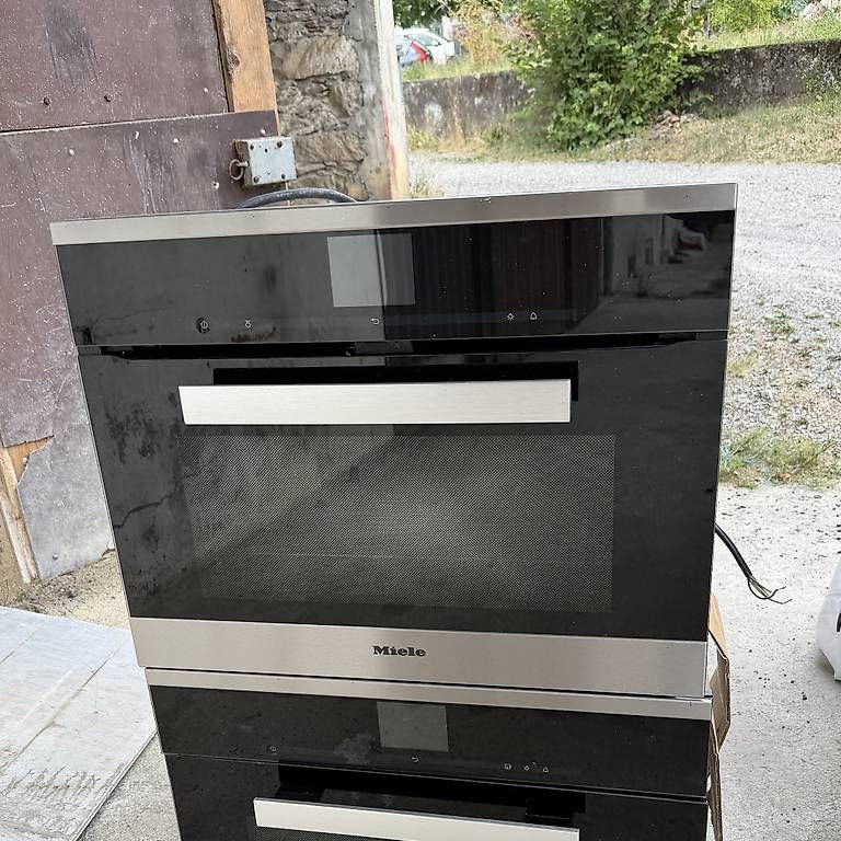 Miele Forni: Miele Backofen mit Miele Dampfgarer – Usato da Künten venduto da buli76