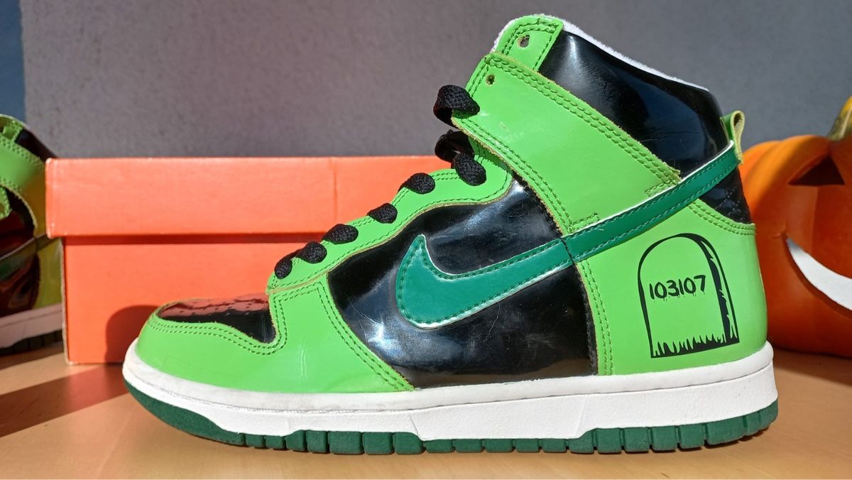 Nike Scarpe da uomo: Nike Dunk High Halloween  – Usato da Kaiseraugst venduto da RJ03 9