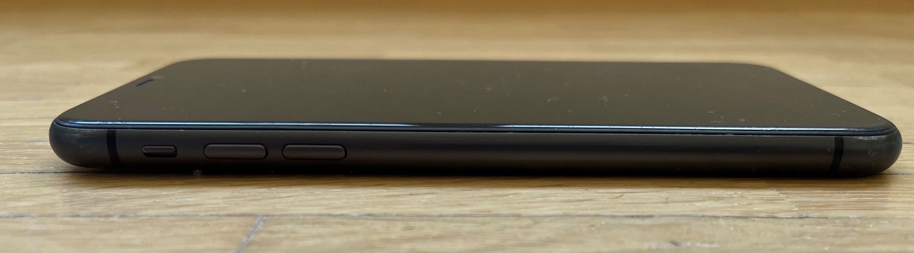 Apple Telefoni cellulari / Smartphones: iPhone 11 64 GB schwarz – Usato da Rüti ZH venduto da Mazsola777 5