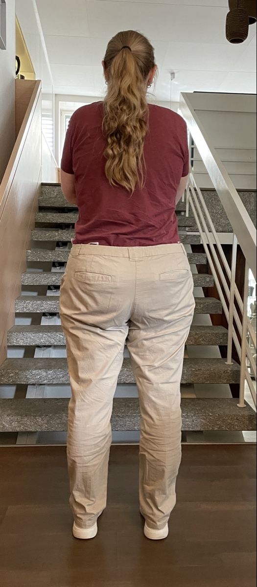 Hosen: Chino Hose beige Grösse 48 – Gebraucht aus Dottikon von JP_13 1