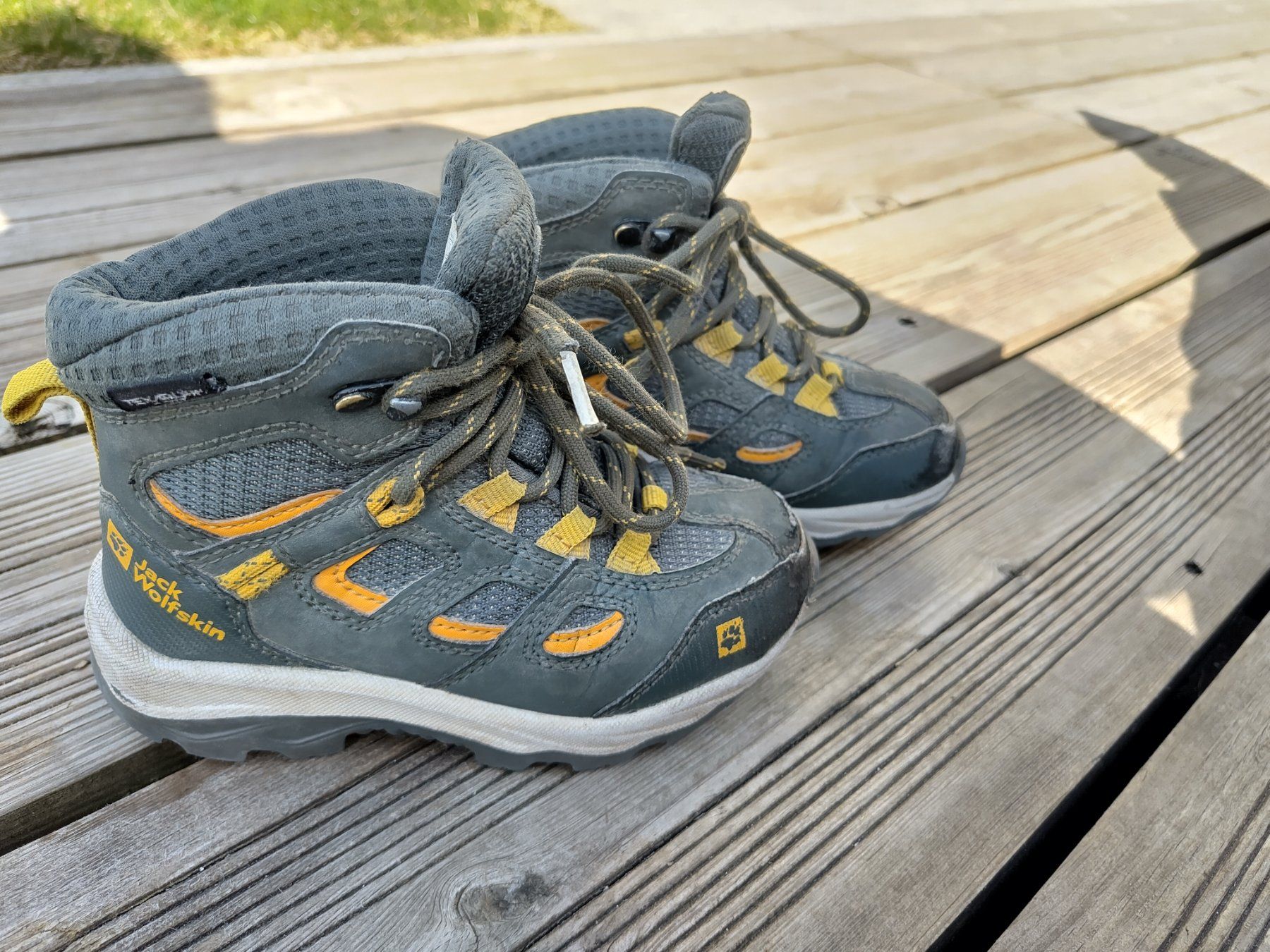 Jack Wolfskin Scarpe da uomo: Kinder-Wanderschuhe, Jack Wolfskin – Usato da Reichenburg venduto da DerUhu
