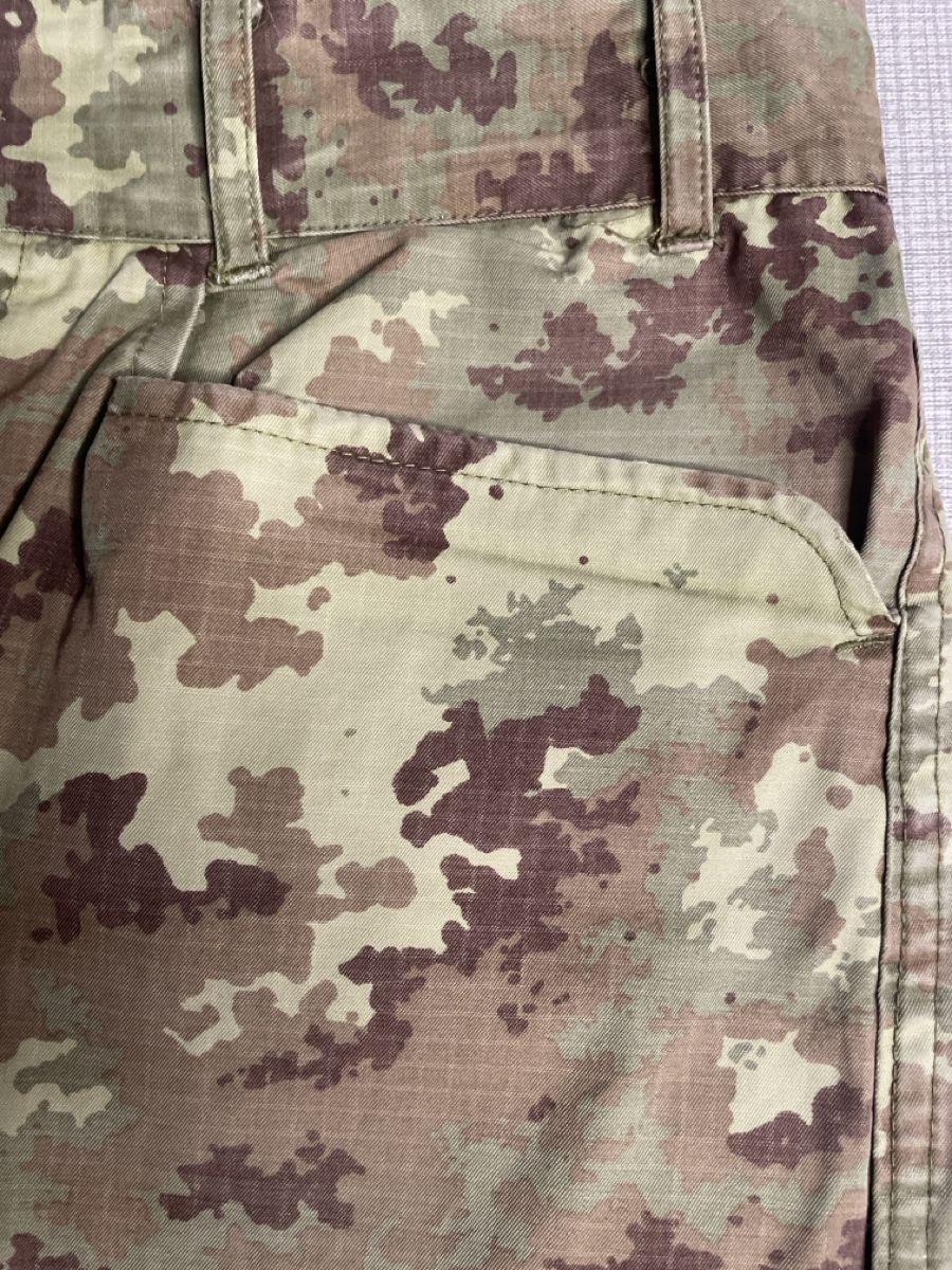 Hosen: Militäre Hose farbige – Gebraucht aus Capolago von LA.BOTTEGA 1