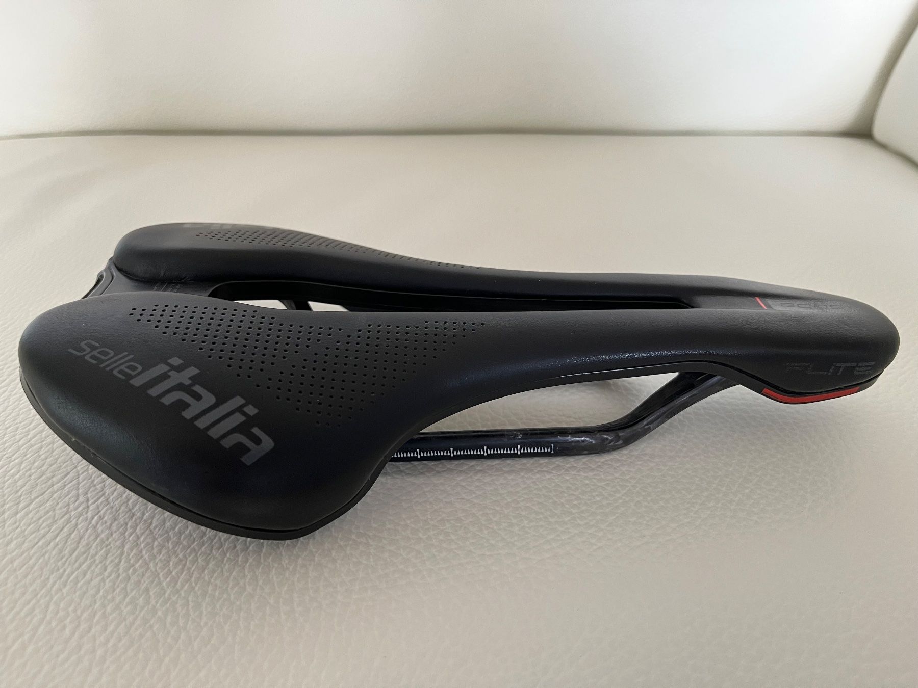 Selle Italia Pezzi di ricambio: Sattel Selle Italia Carbon – Usato da Ballwil venduto da waldboden2014 2