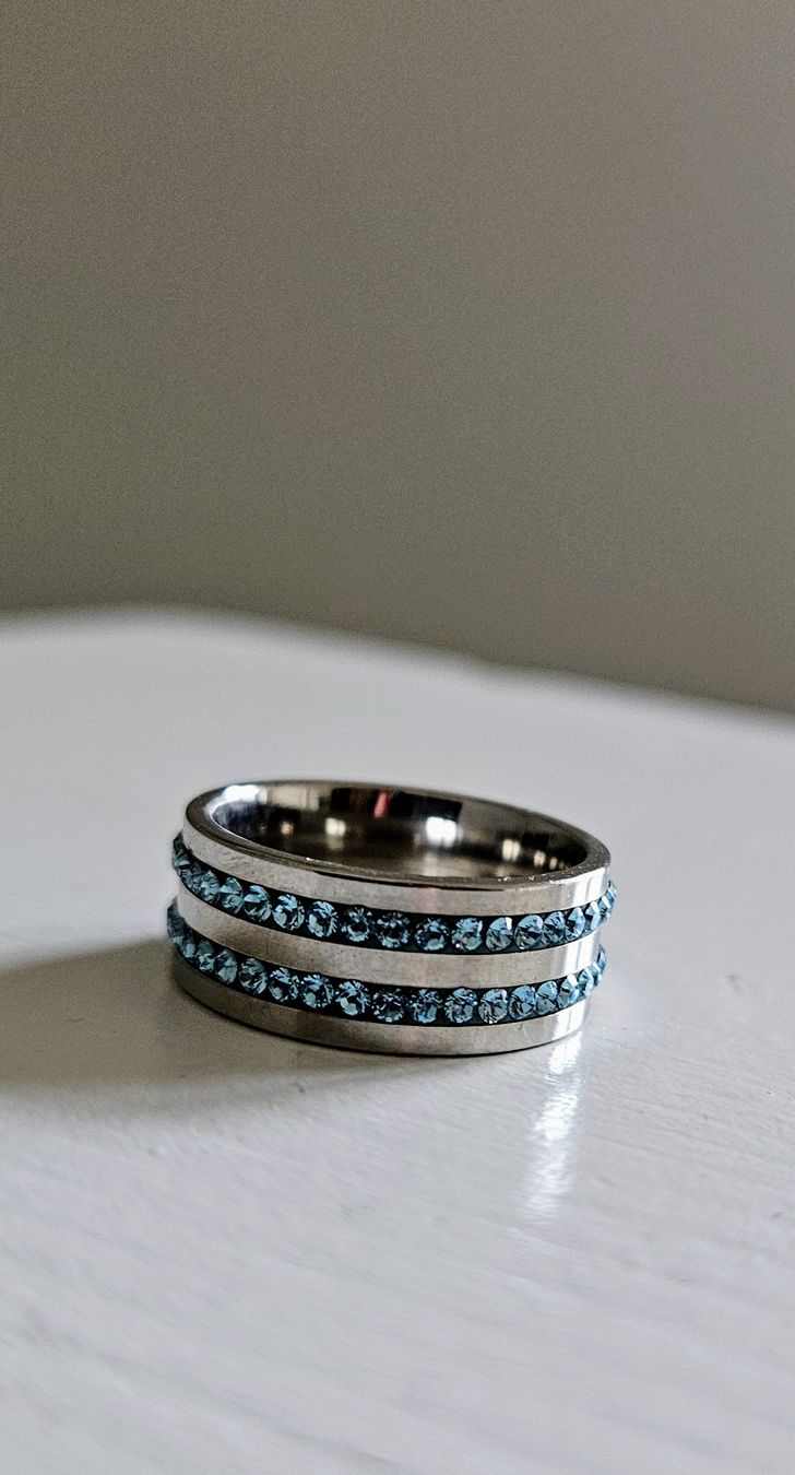 Ringe: Edelstahlring mit Kristallen Gr. 54, Neu – Neu (gemäss Beschreibung) aus Glarus von Charly1317 1