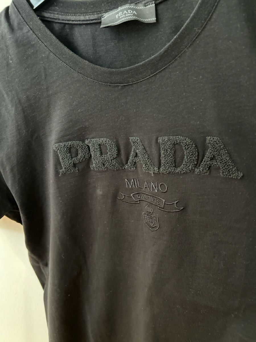Prada T-shirt: T-Shirt Prada M – Usato da Oberdorf BL venduto da Luka02 2