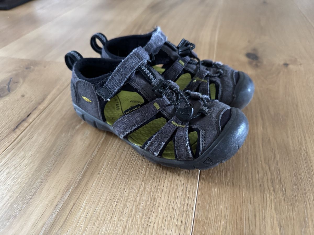 Scarpe per ragazzi: Keen Sandalen Grösse 30 – Usato da Oltingen venduto da Funnyface 1