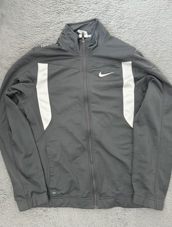 Nike Trainingsjacke grau Grösse M guter Zustand