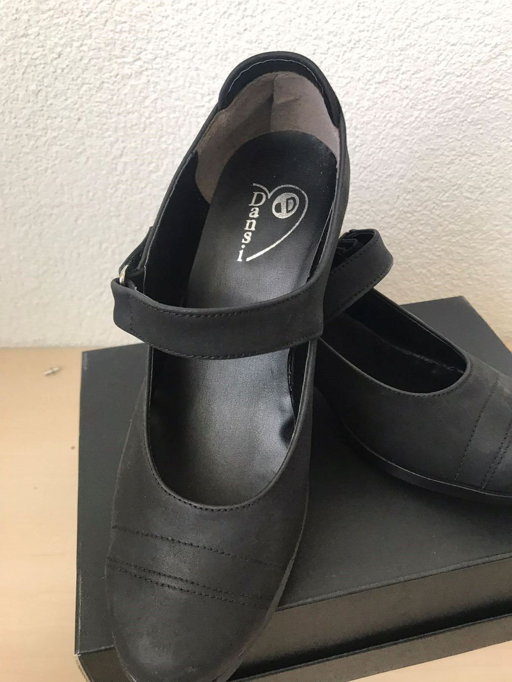 Scarpe da donna: Schwarze Damenschuhe mit Absatz – Nuovo e nell'imballaggio originale da Glattpark-Opfikon venduto da Anahita-R 3