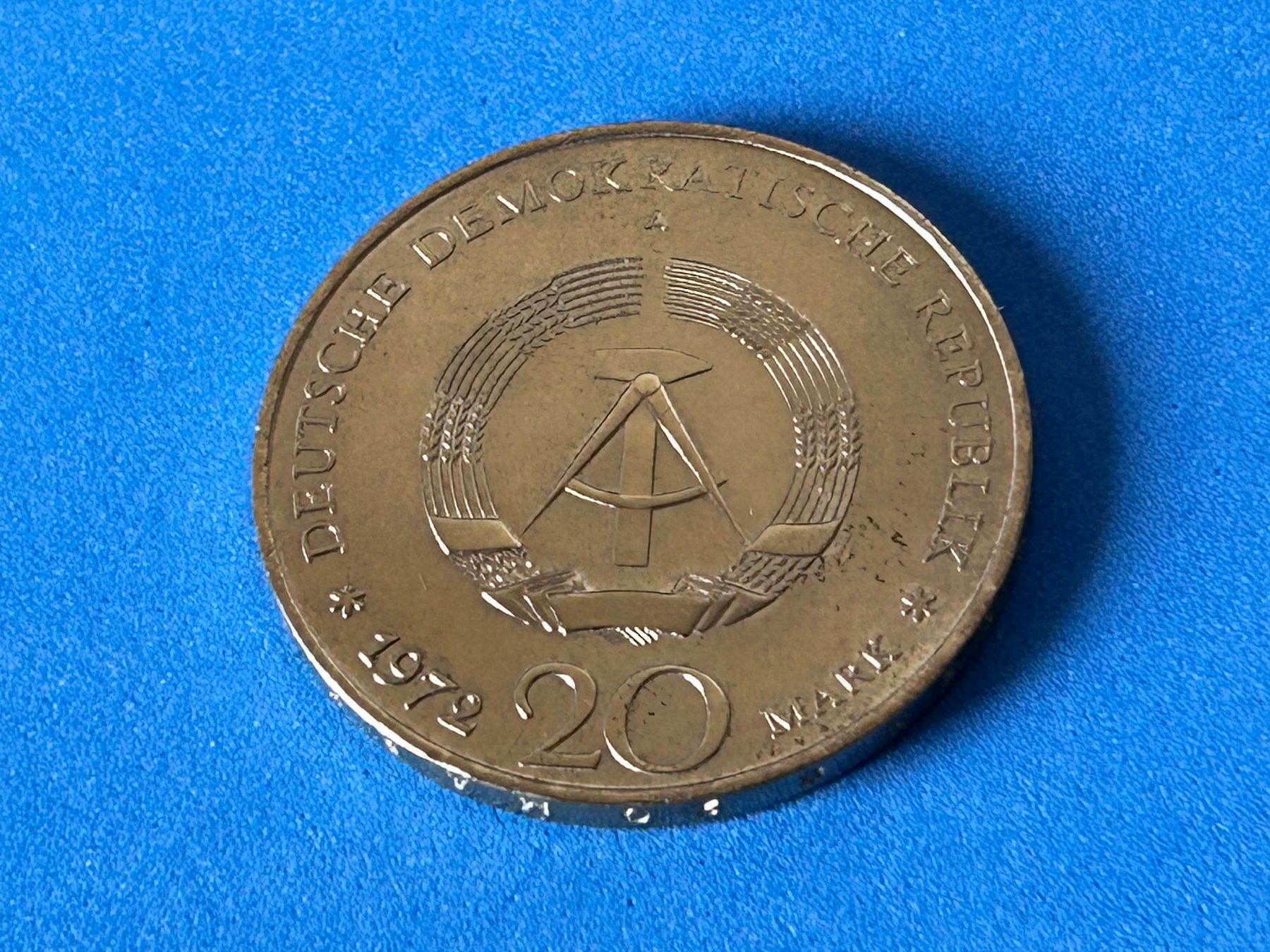 Tutti le monete: Germany - 20 Mark (Wilhelm Pieck) 1972 – Usato da Corcelles NE venduto da AJKader 3